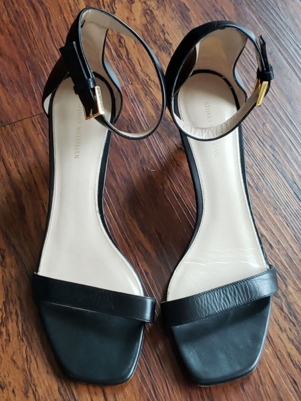 Stuart Weitzman Black Chic Edgy Feminine Leather Buckle Kitten Heels Size 9